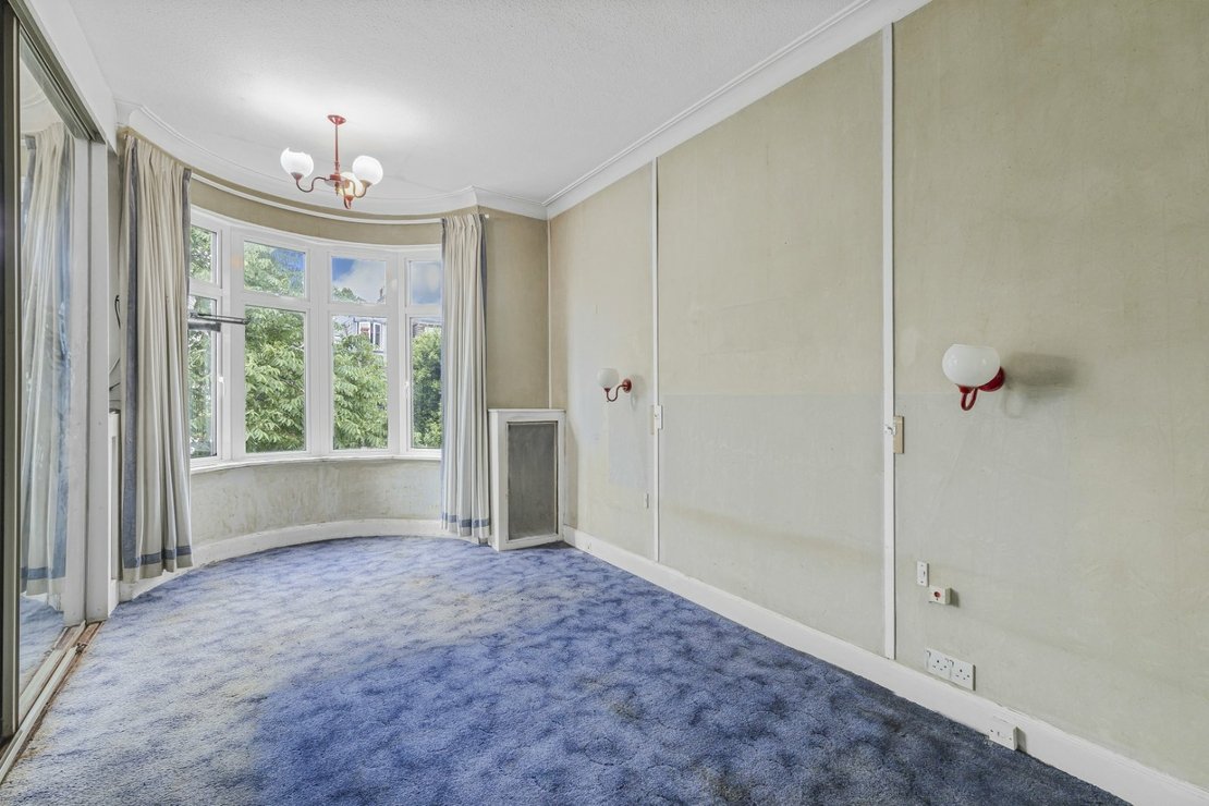 3 bedroom Flat for sale in William Court-view6