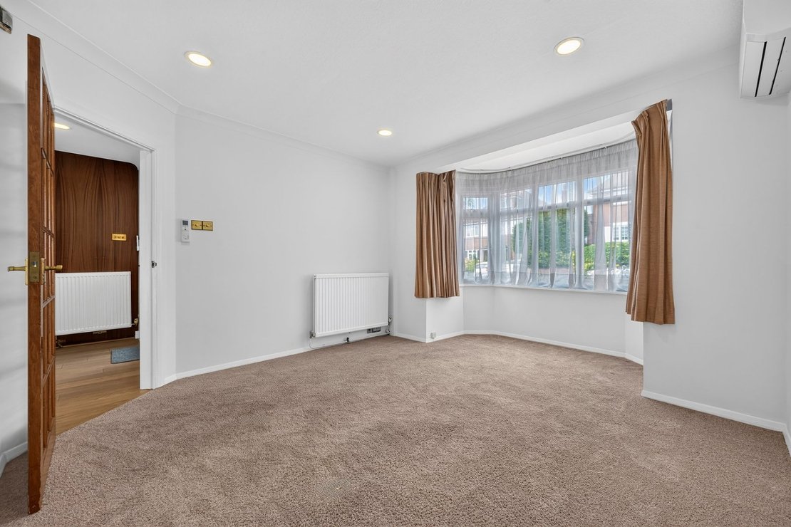 3 bedroom House for sale in Winscombe Way-view3