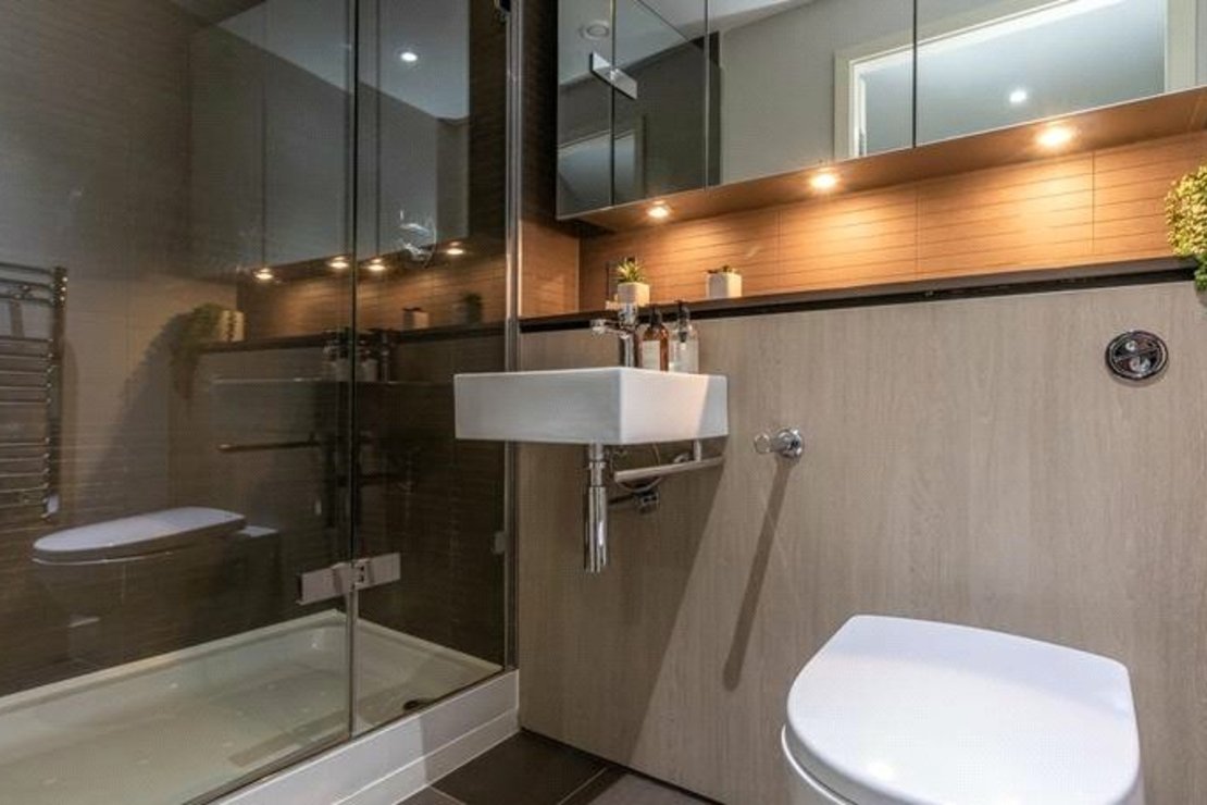 3 bedroom Flat,Newhome to rent in 4B Merchant Square East-view10