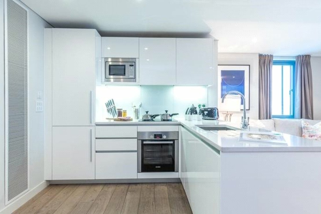 3 bedroom Flat,Newhome to rent in 4B Merchant Square East-view2