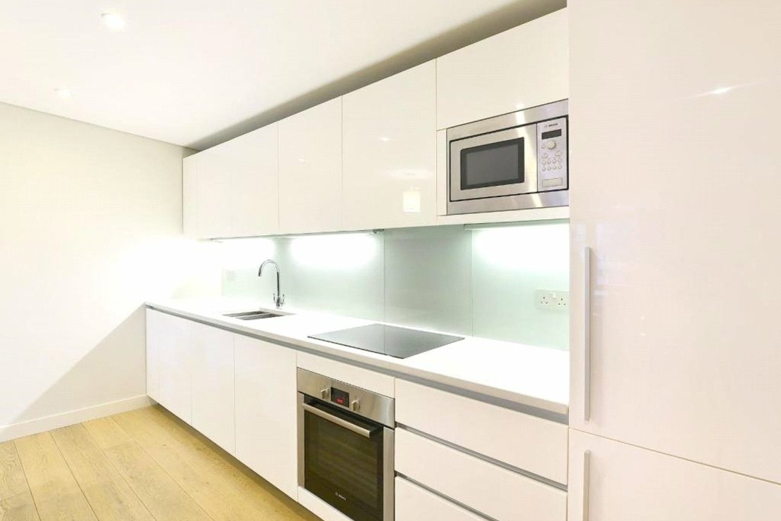 3 bedroom Flat,Newhome to rent in 4B Merchant Square East-view5