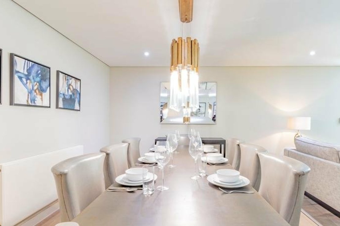 3 bedroom Flat,Newhome to rent in 4b Merchant Square East-view2