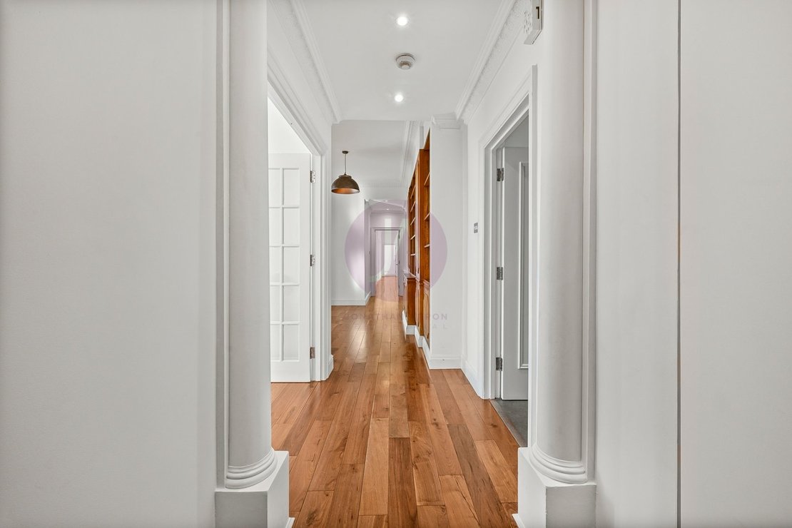 4 bedroom Flat to rent in Abbey Lodge-view17