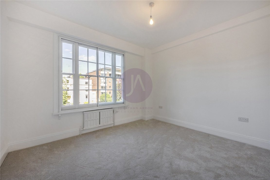 3 bedroom Flat to rent in Apsley House-view10
