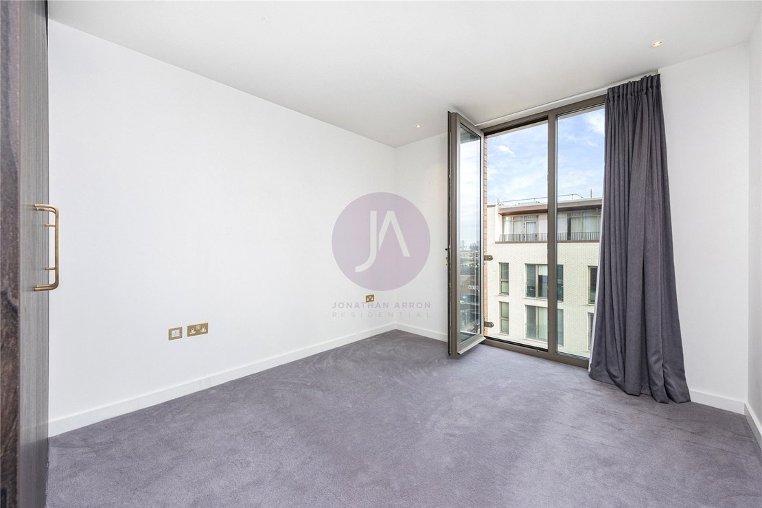 2 bedroom Flat to rent in Beckford Building-view6