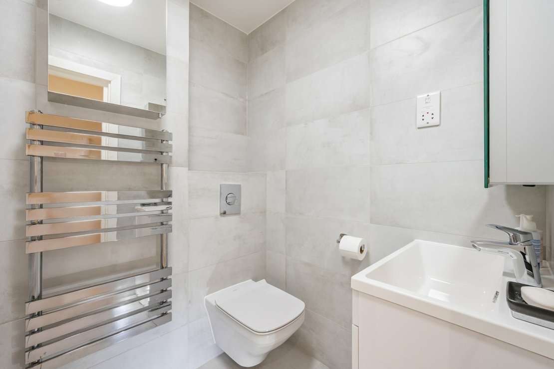 2 bedroom Flat to rent in Belgrave Gardens-view11