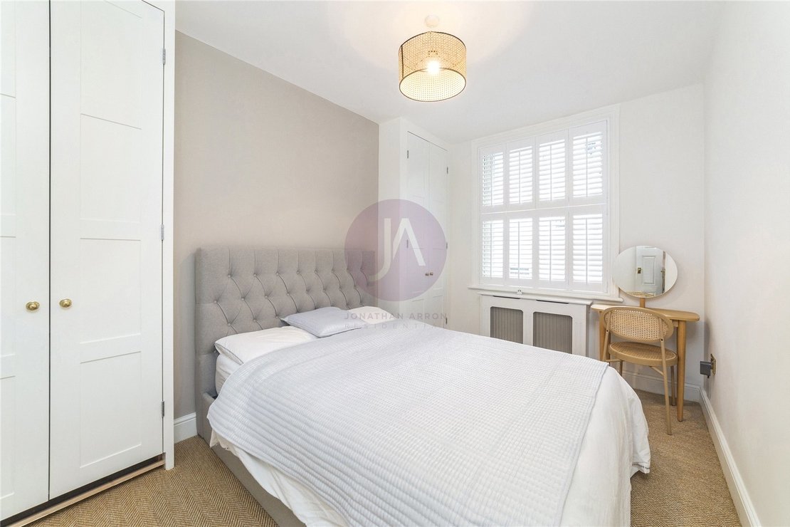 1 bedroom Flat to rent in Belgrave Mansions-view4