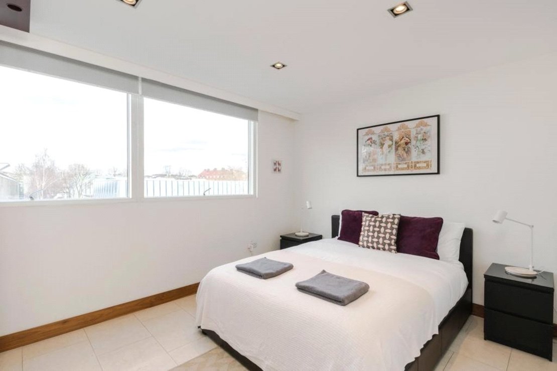 2 bedroom Flat to rent in Bell Street-view7