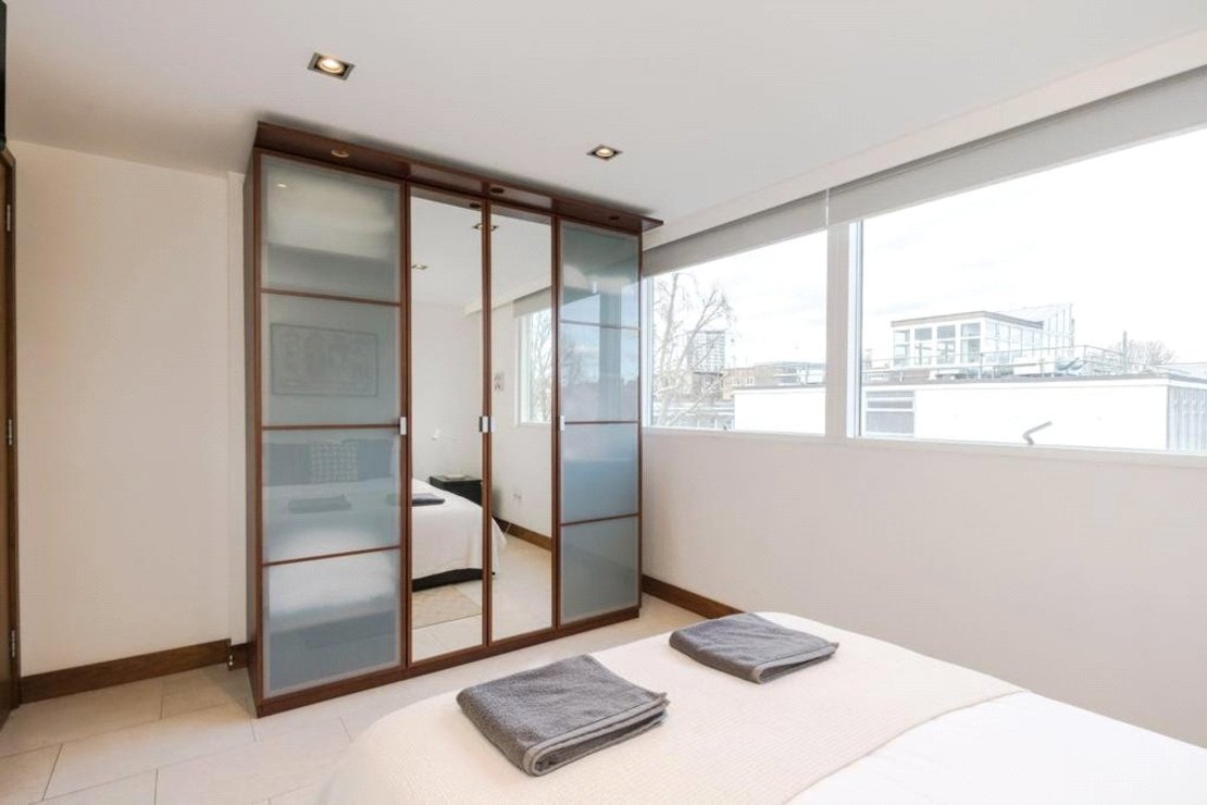 2 bedroom Flat to rent in Bell Street-view8