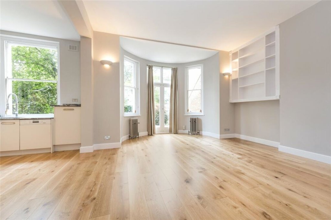 3 bedroom Maisonette to rent in Belsize Square-view6