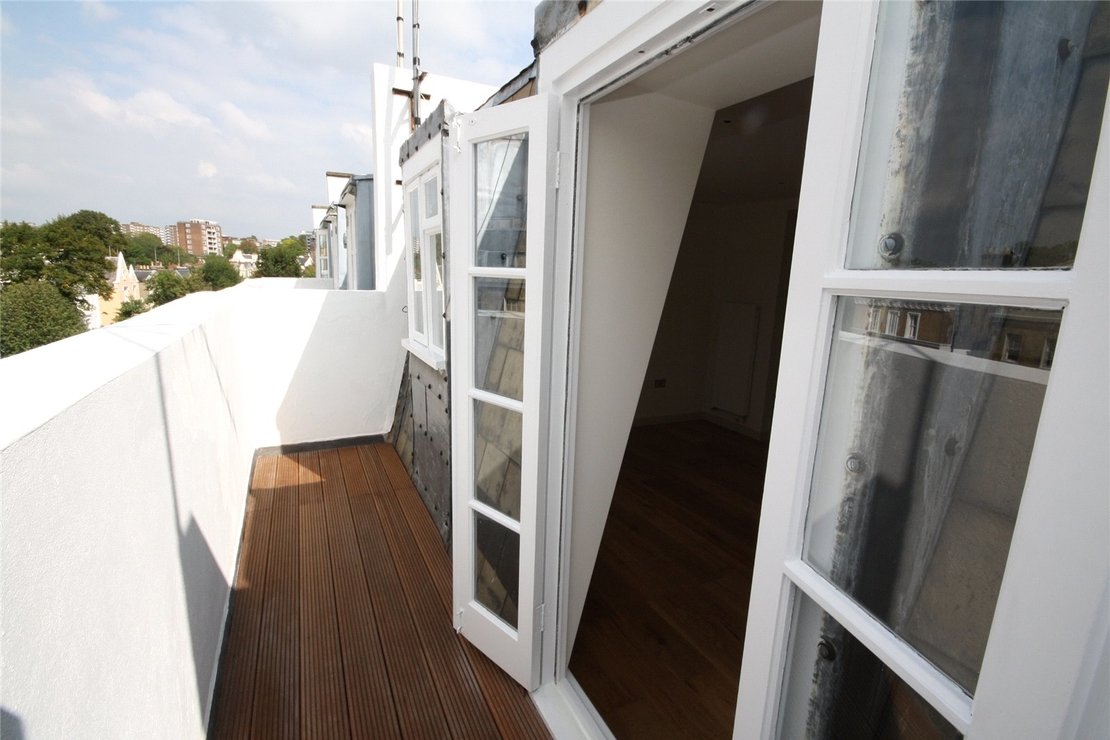 2 bedroom Flat,Maisonette to rent in Blenheim Terrace-view7