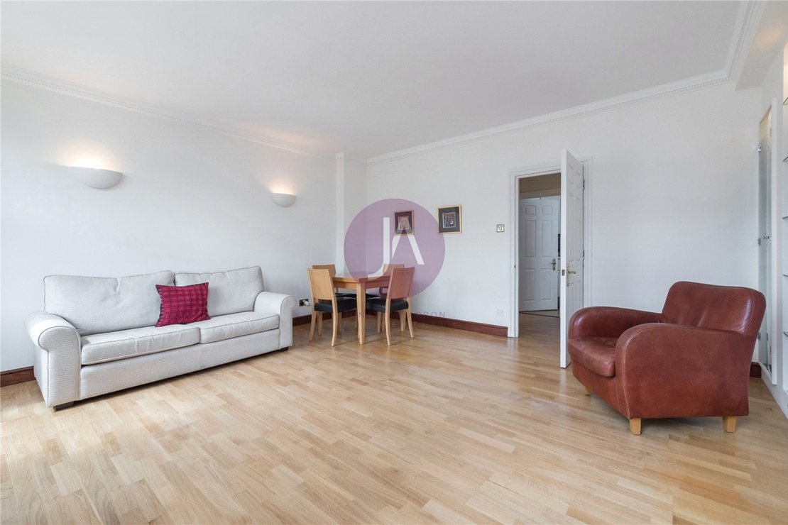 2 bedroom Maisonette to rent in Blenheim Terrace-view10