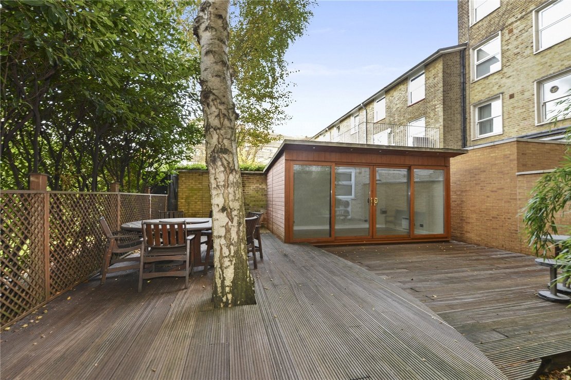 3 bedroom Flat,Newhome to rent in Boydell Court-view13