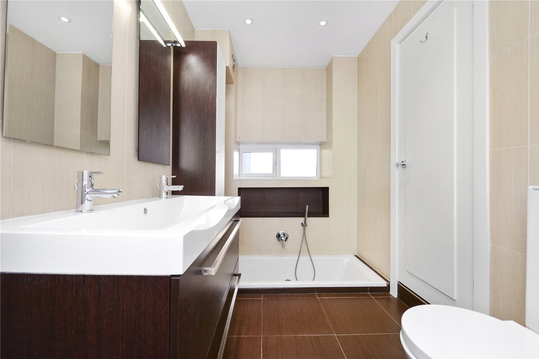 3 bedroom Flat,Newhome to rent in Boydell Court-view9