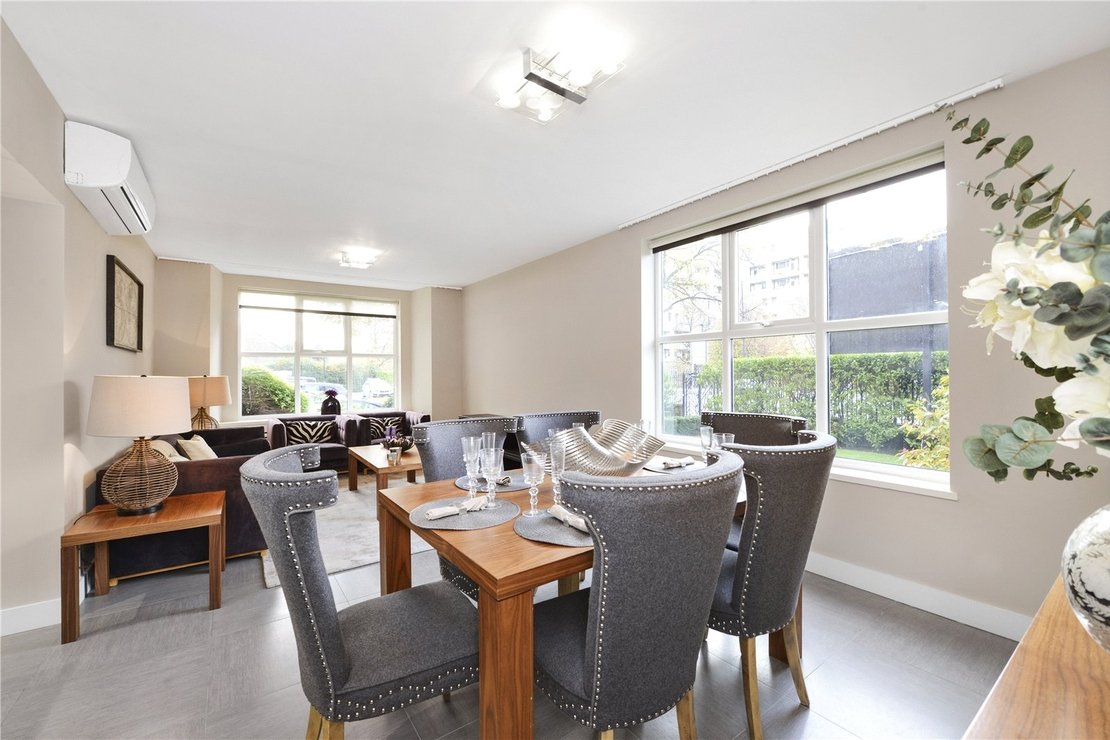 3 bedroom Flat,Newhome to rent in Boydell Court-view3