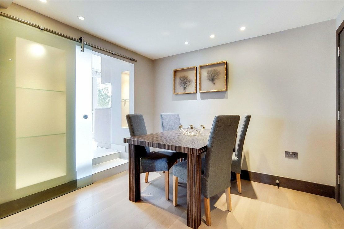 3 bedroom Flat,Newhome to rent in Boydell Court-view12
