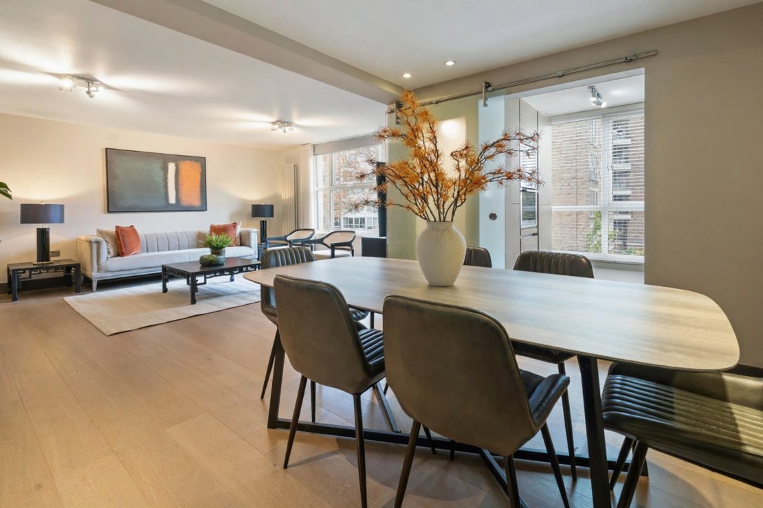 3 bedroom Flat,Newhome to rent in Boydell Court-view5