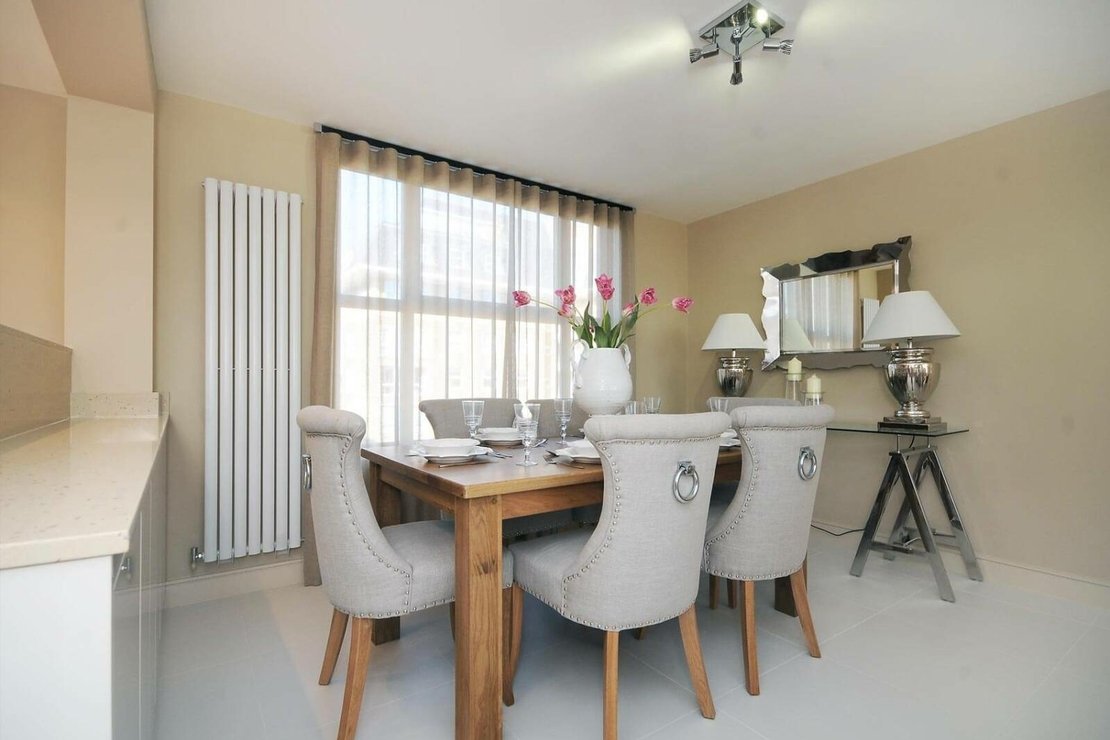 3 bedroom Flat,Newhome to rent in Boydell Court-view3