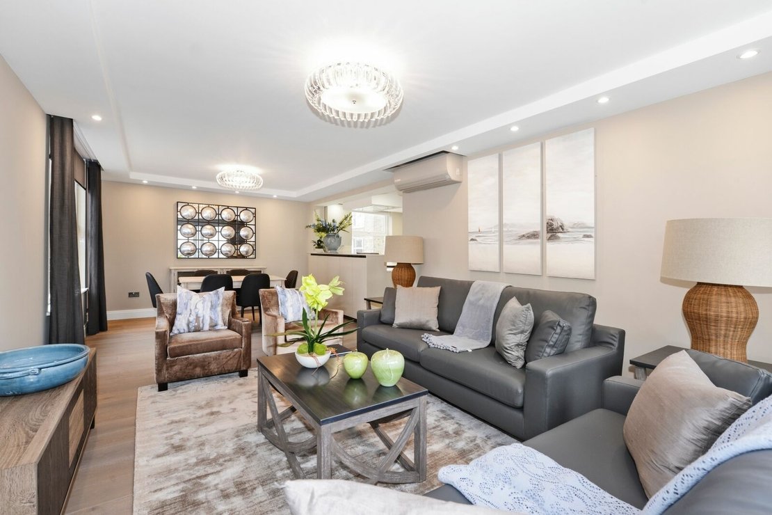 3 bedroom Flat,Newhome to rent in Boydell Court-view1