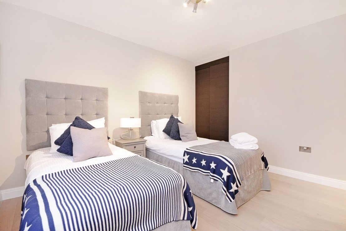 3 bedroom Flat,Newhome to rent in Boydell Court-view10