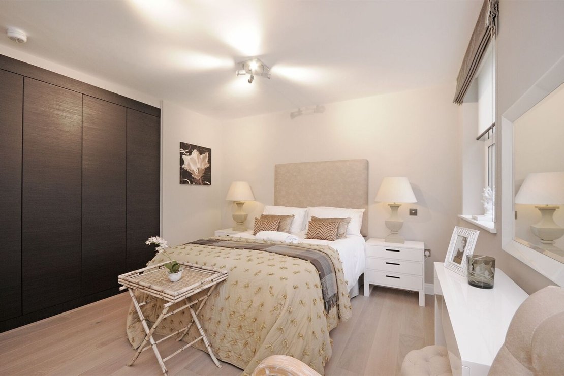 3 bedroom Flat,Newhome to rent in Boydell Court-view5