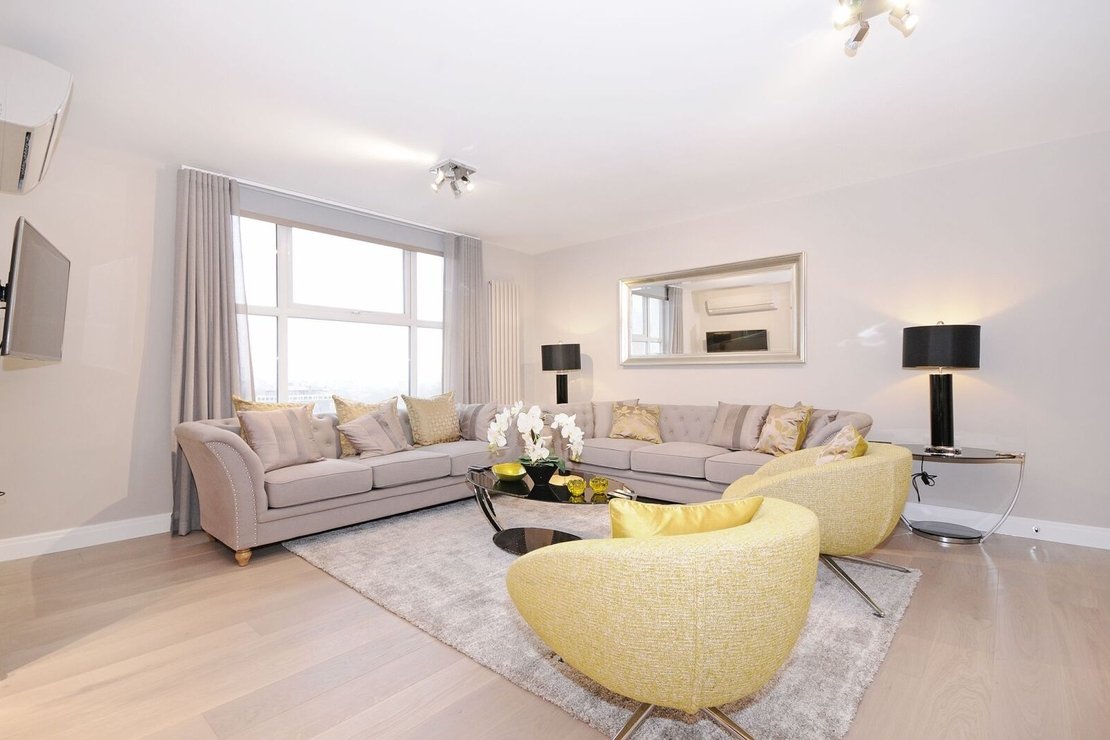 3 bedroom Flat,Newhome to rent in Boydell Court-view3