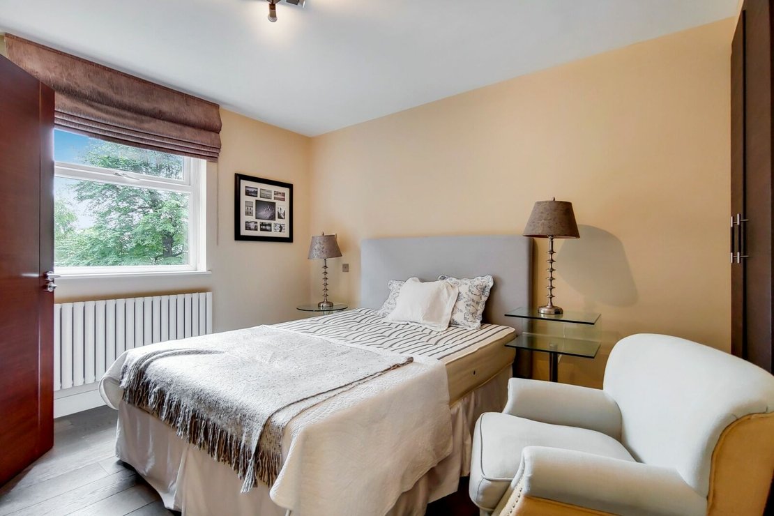 3 bedroom Flat,Newhome to rent in Boydell Court-view12