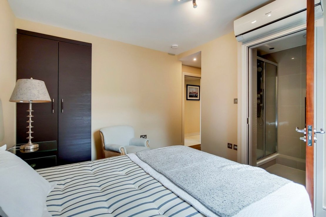 3 bedroom Flat,Newhome to rent in Boydell Court-view11