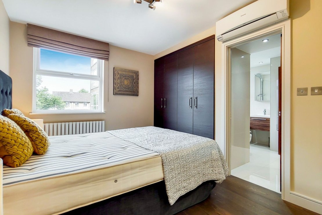 3 bedroom Flat,Newhome to rent in Boydell Court-view10