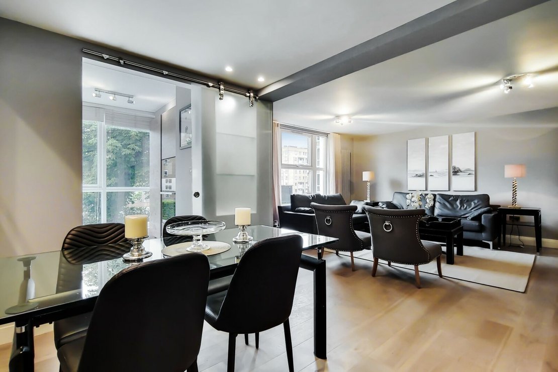 3 bedroom Flat,Newhome to rent in Boydell Court-view3