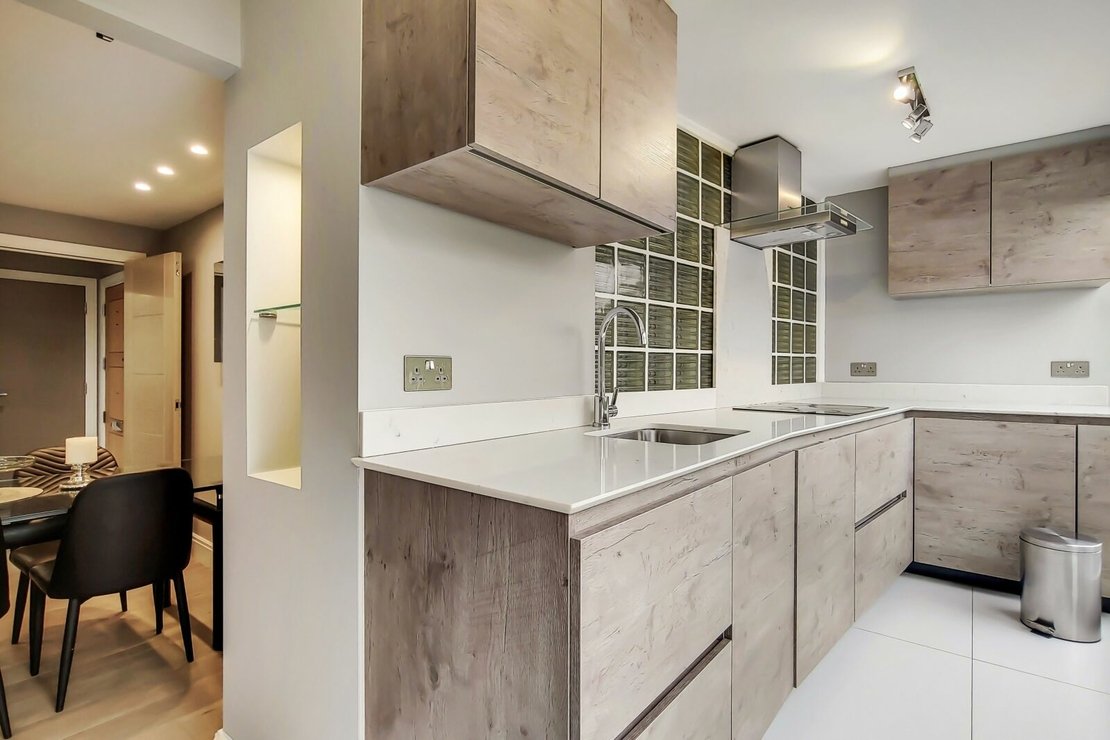 3 bedroom Flat,Newhome to rent in Boydell Court-view5