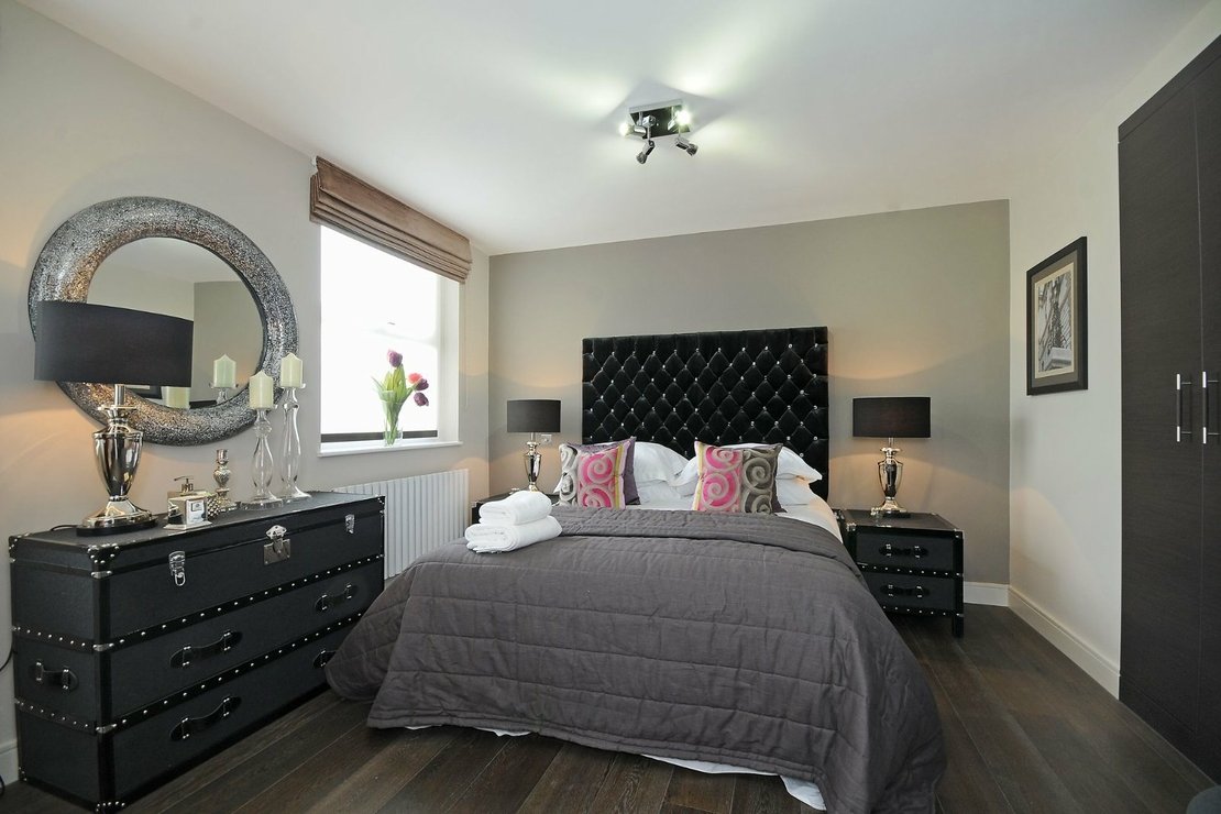 3 bedroom Flat,Newhome to rent in Boydell Court-view5