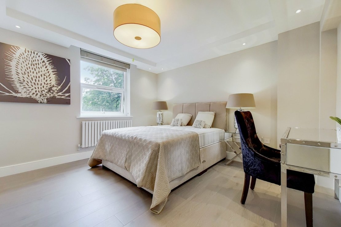3 bedroom Flat,Newhome to rent in Boydell Court-view11