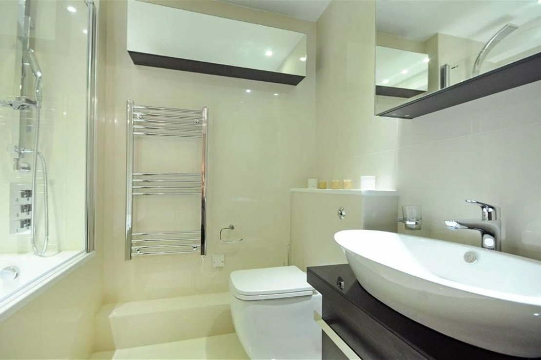 3 bedroom Flat,Newhome to rent in Boydell Court-view5