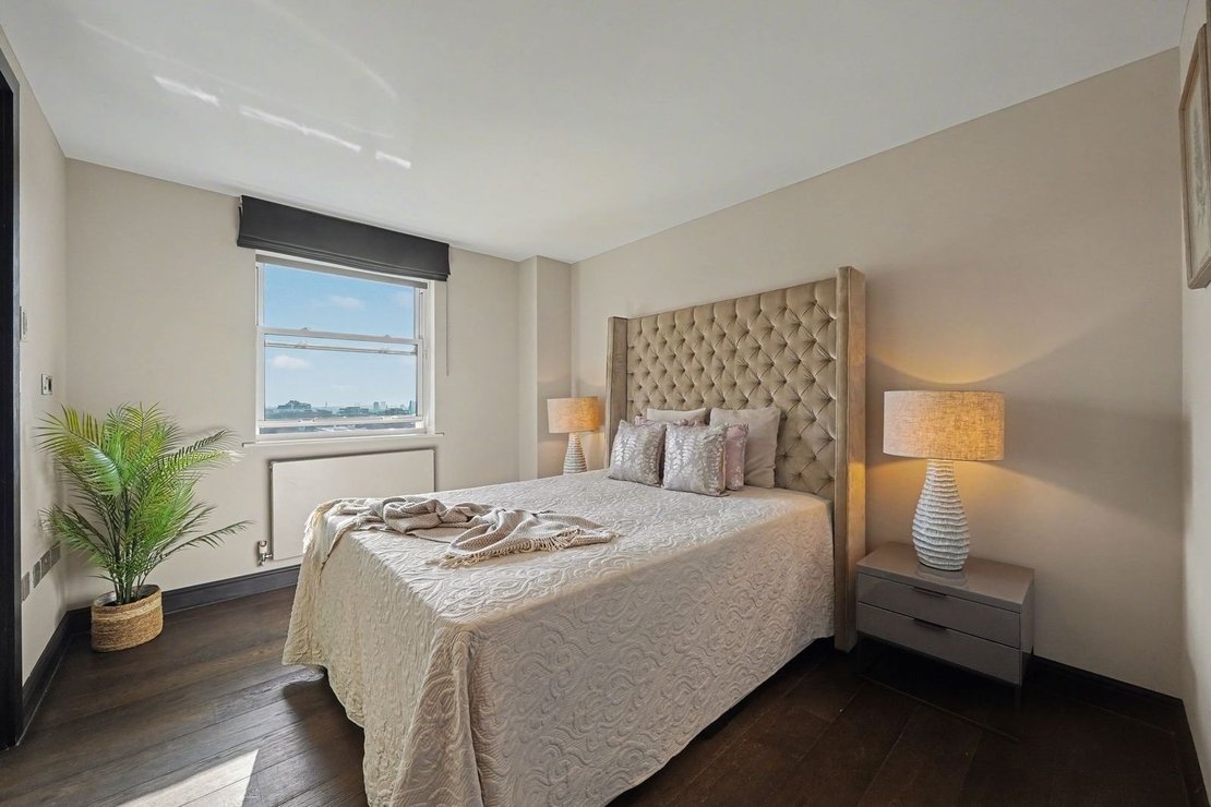 3 bedroom Flat,Newhome to rent in Boydell Court-view5