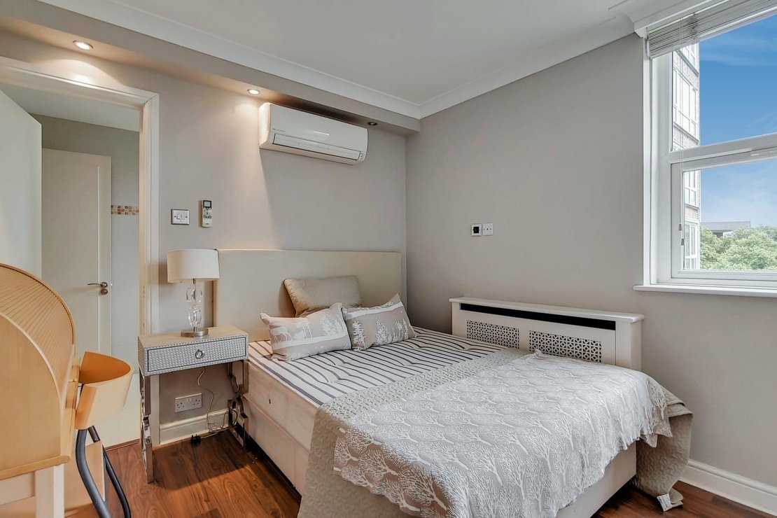 3 bedroom Flat,Newhome to rent in Boydell Court-view9