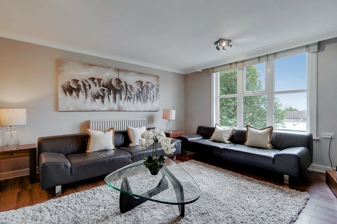 3 bedroom Flat,Newhome to rent in Boydell Court-view2