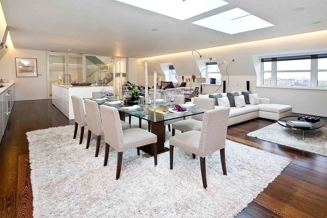 3 bedroom Flat to rent in Boydell Court-view3