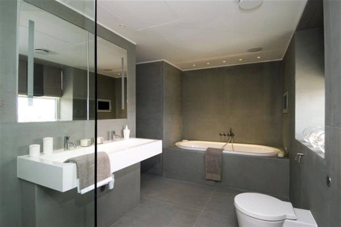 3 bedroom Flat to rent in Boydell Court-view7