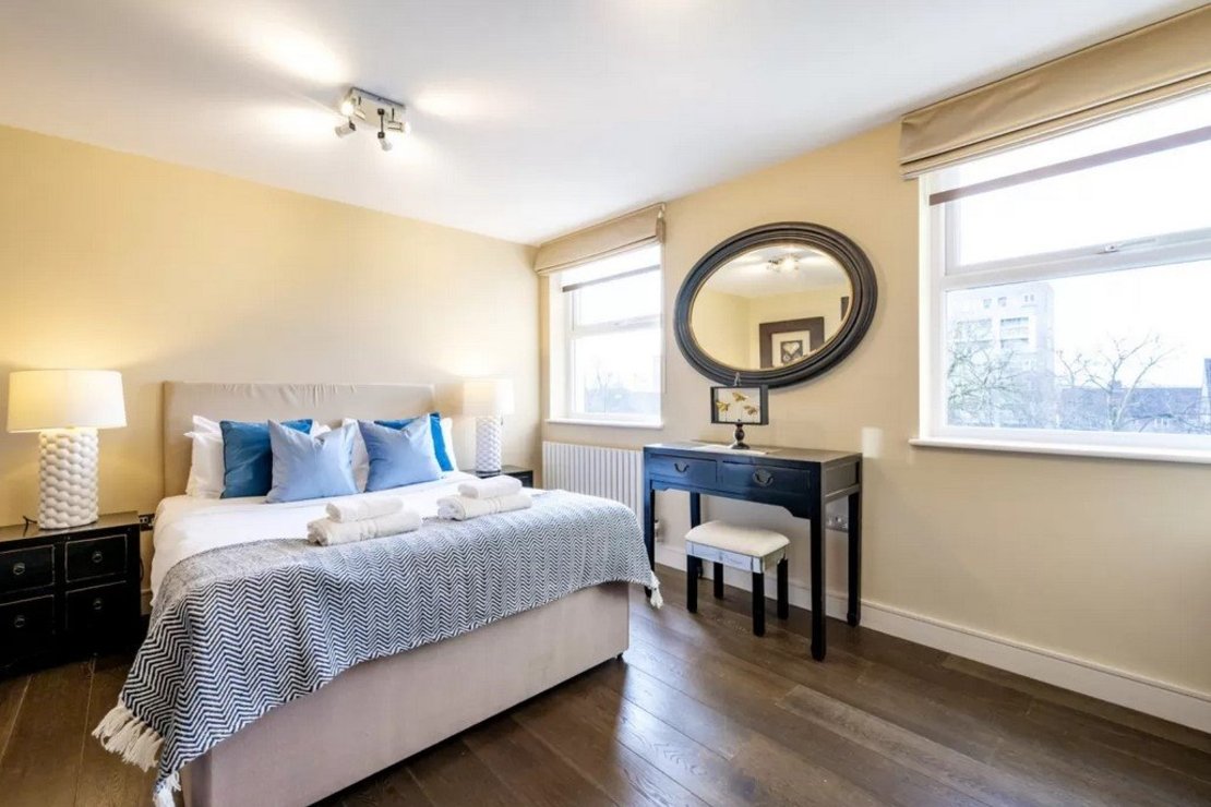 3 bedroom Flat,Newhome to rent in Boydell Court-view8