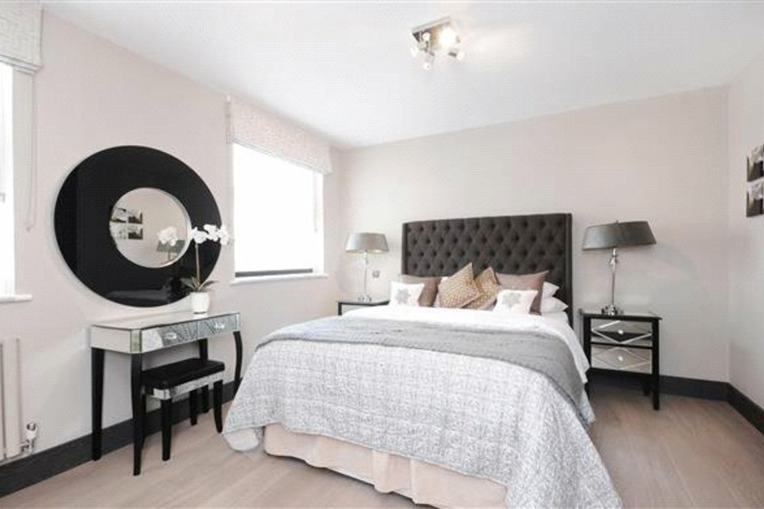 3 bedroom Flat,Newhome to rent in Boydell Court-view6