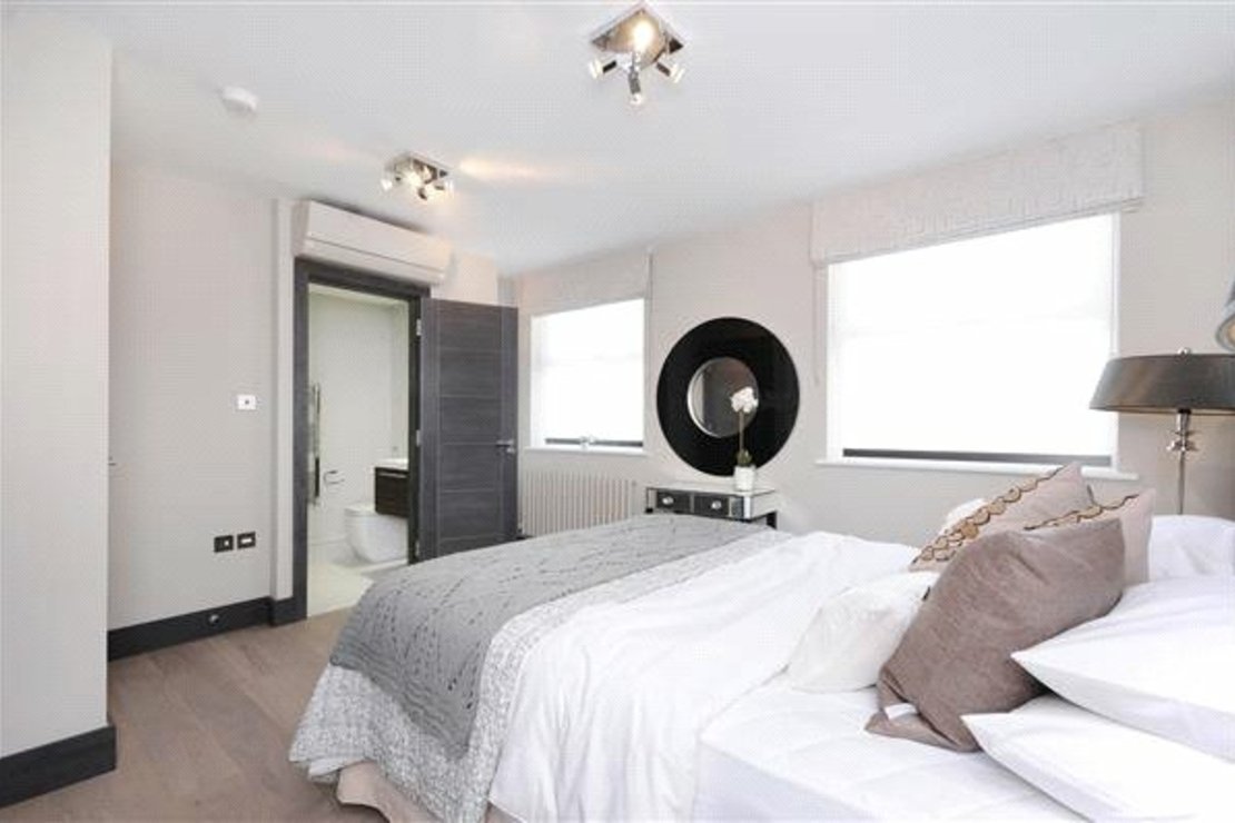 3 bedroom Flat,Newhome to rent in Boydell Court-view8