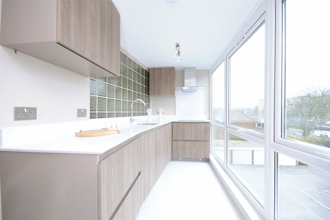 3 bedroom Flat,Newhome to rent in Boydell Court-view3