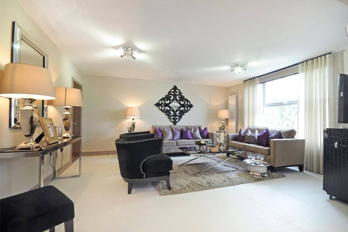 3 bedroom Flat,Newhome to rent in Boydell Court-view2
