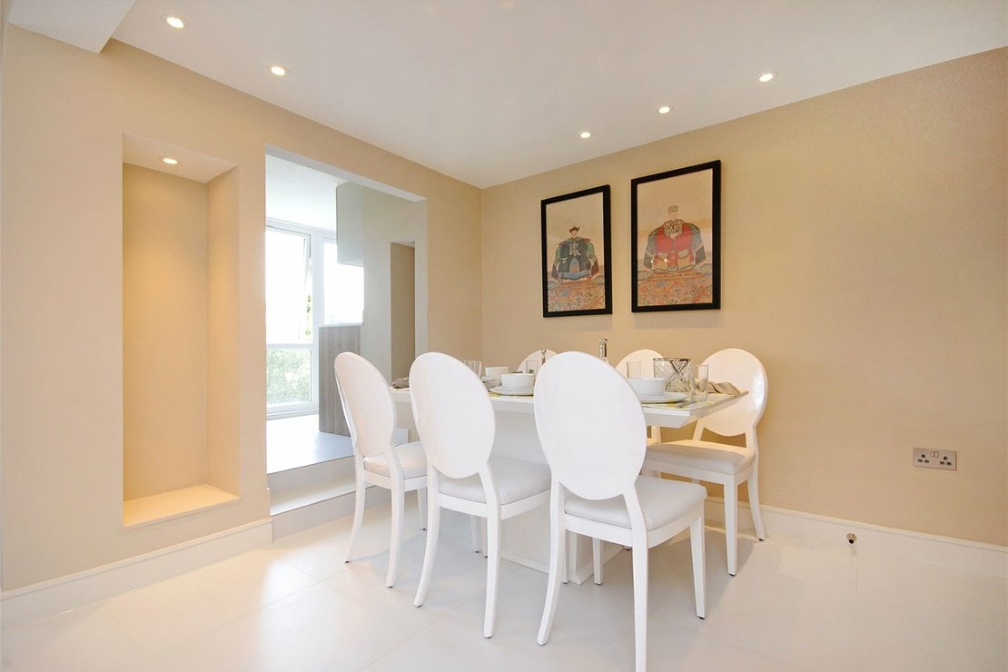 3 bedroom Flat to rent in Boydell Court-view3