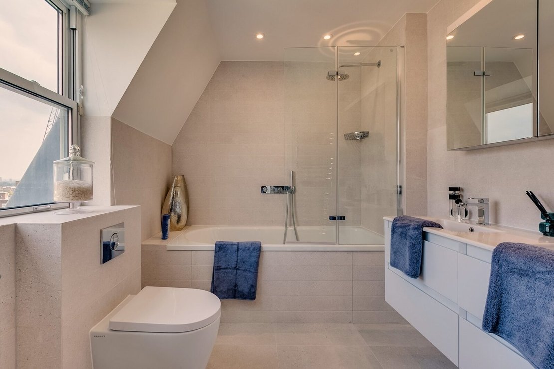3 bedroom Flat,Newhome to rent in Boydell Court-view5