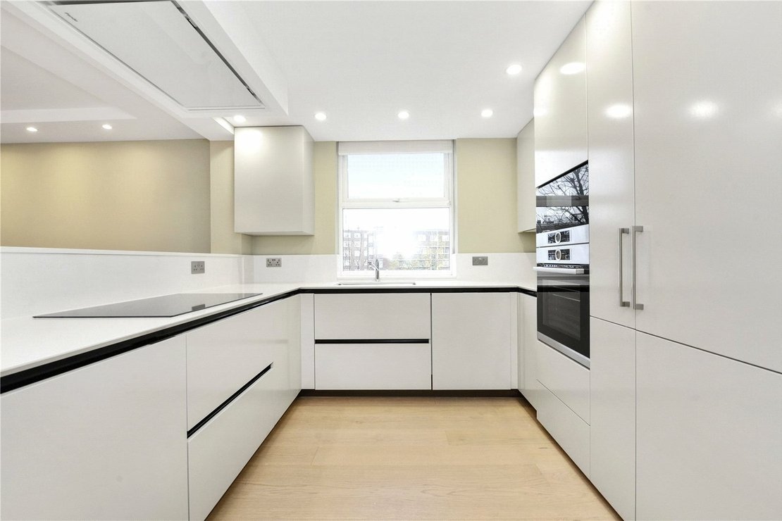 3 bedroom Flat,Newhome to rent in Boydell Court-view3