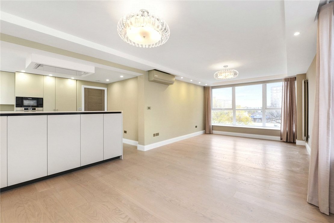3 bedroom Flat,Newhome to rent in Boydell Court-view1