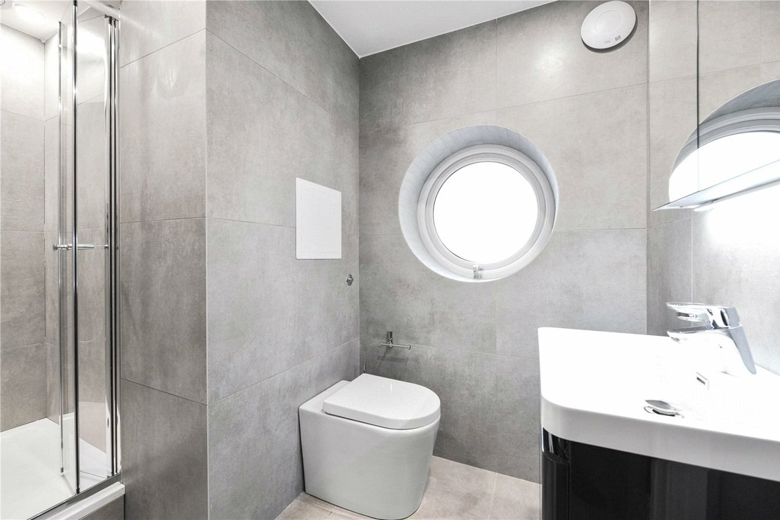 3 bedroom Flat,Newhome to rent in Boydell Court-view6