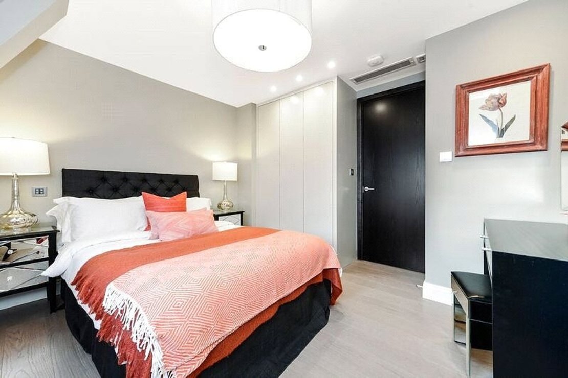 3 bedroom Flat,Newhome to rent in Boydell Court-view7
